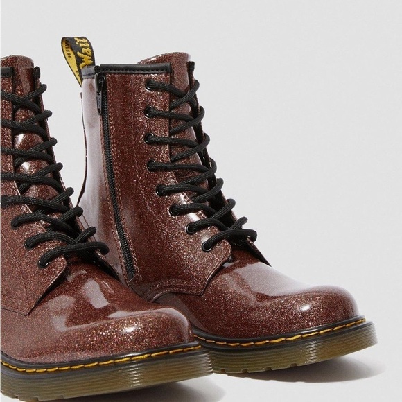 DOC MARTENS 1460 GLITTER LACE UP BOOTS Kids 13 - Picture 3 of 13